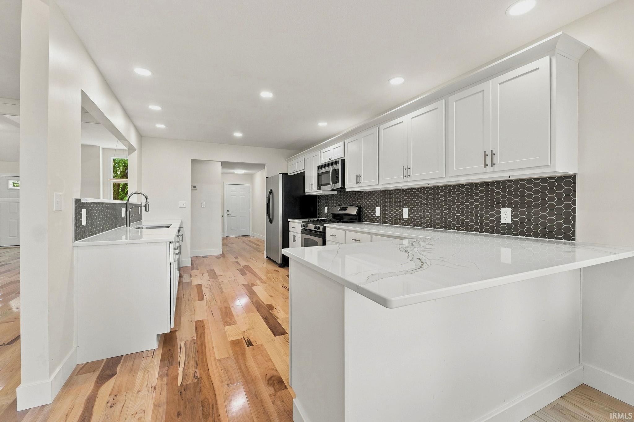 2988 N Knoll Drive Macy IN 46951