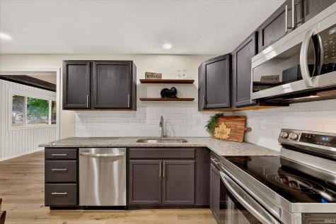 7172 W Crestwood Drive Delphi IN 46923