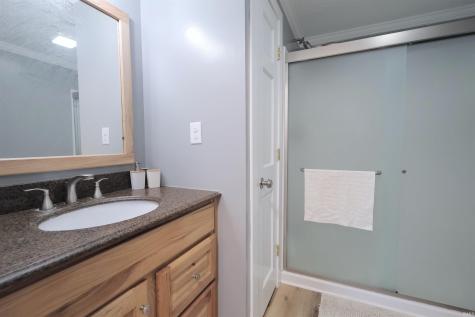 517 Illinois Street Parker City IN 47368