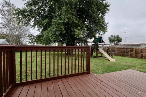 517 Illinois Street Parker City IN 47368