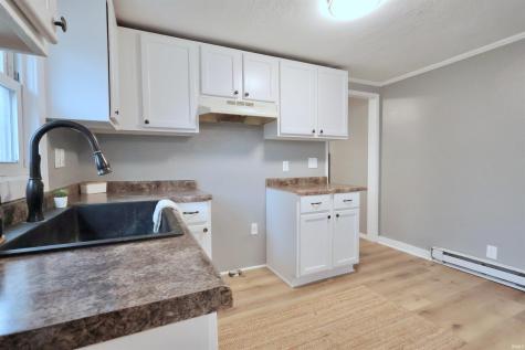 517 Illinois Street Parker City IN 47368