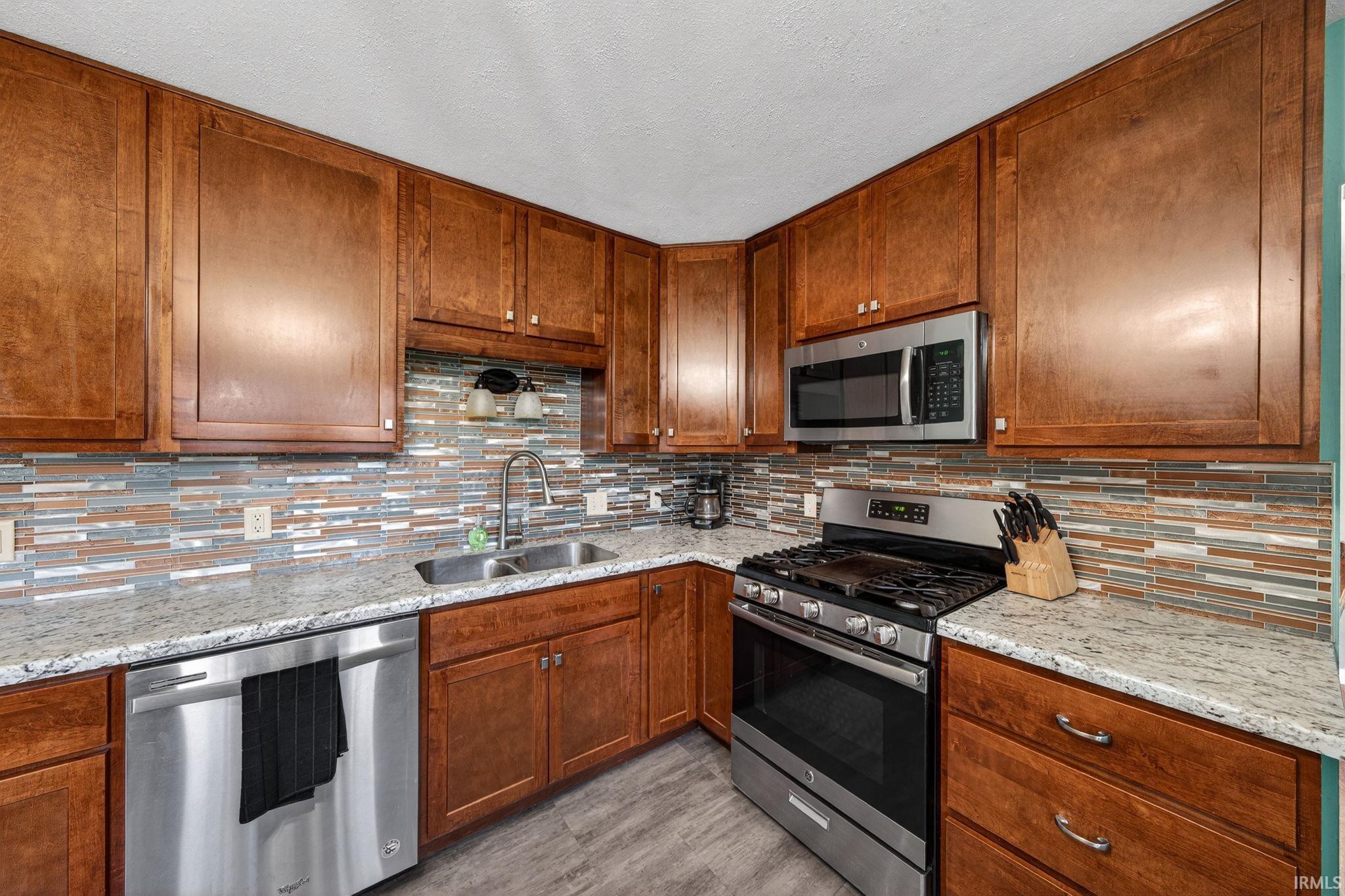 56563 Pinecrest Drive Elkhart IN 46516