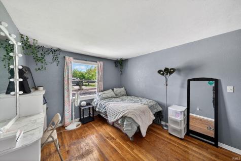 56563 Pinecrest Drive Elkhart IN 46516