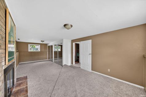 56563 Pinecrest Drive Elkhart IN 46516