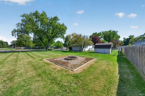 56563 Pinecrest Drive Elkhart IN 46516
