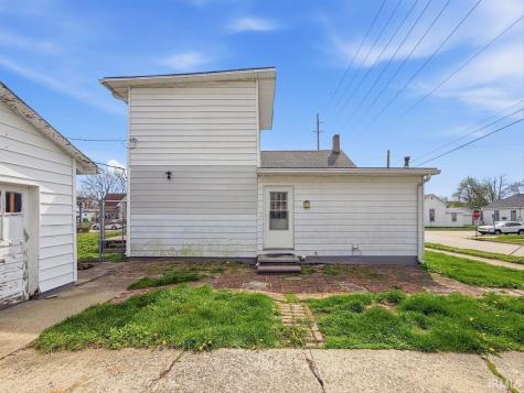 204 E Pennsylvania Street Shelbyville IN 46176