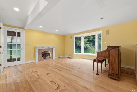 2202 Belhaven Court Bloomington IN 47401