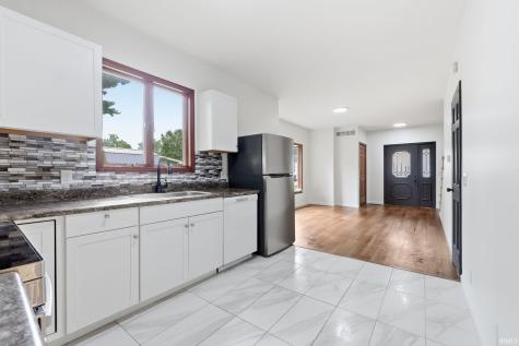 125 Shalley Drive Plymouth IN 46563