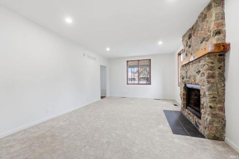 125 Shalley Drive Plymouth IN 46563
