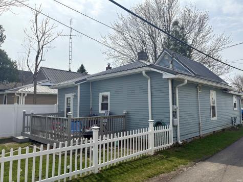 210 W Jay Street Dunkirk IN 47336