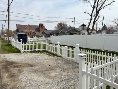 210 W Jay Street Dunkirk IN 47336