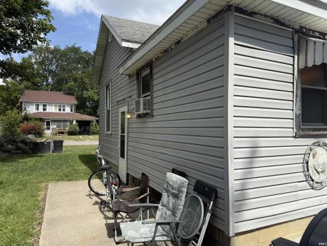601 W Main Street Hartford City IN 47348