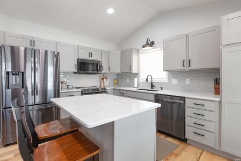 7126 W Prominence Pointe Bloomington IN 47404