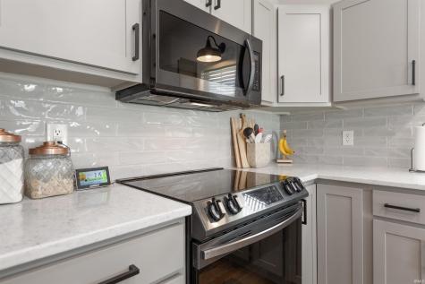 7126 W Prominence Pointe Bloomington IN 47404