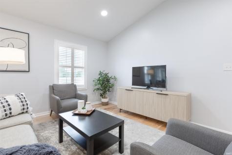 7126 W Prominence Pointe Bloomington IN 47404