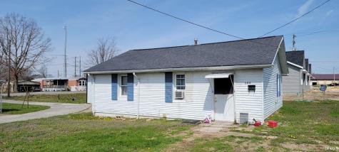 106 SW 2nd Street Loogootee IN 47553
