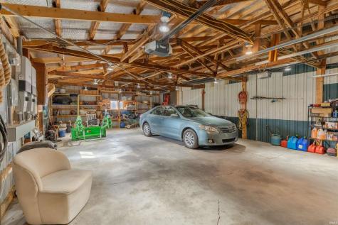 998 S State Road 61 Winslow IN 47598