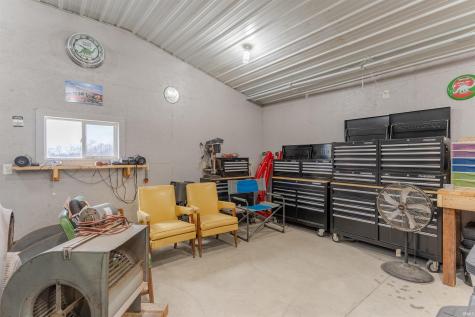 998 S State Road 61 Winslow IN 47598