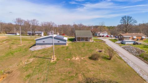 998 S State Road 61 Winslow IN 47598