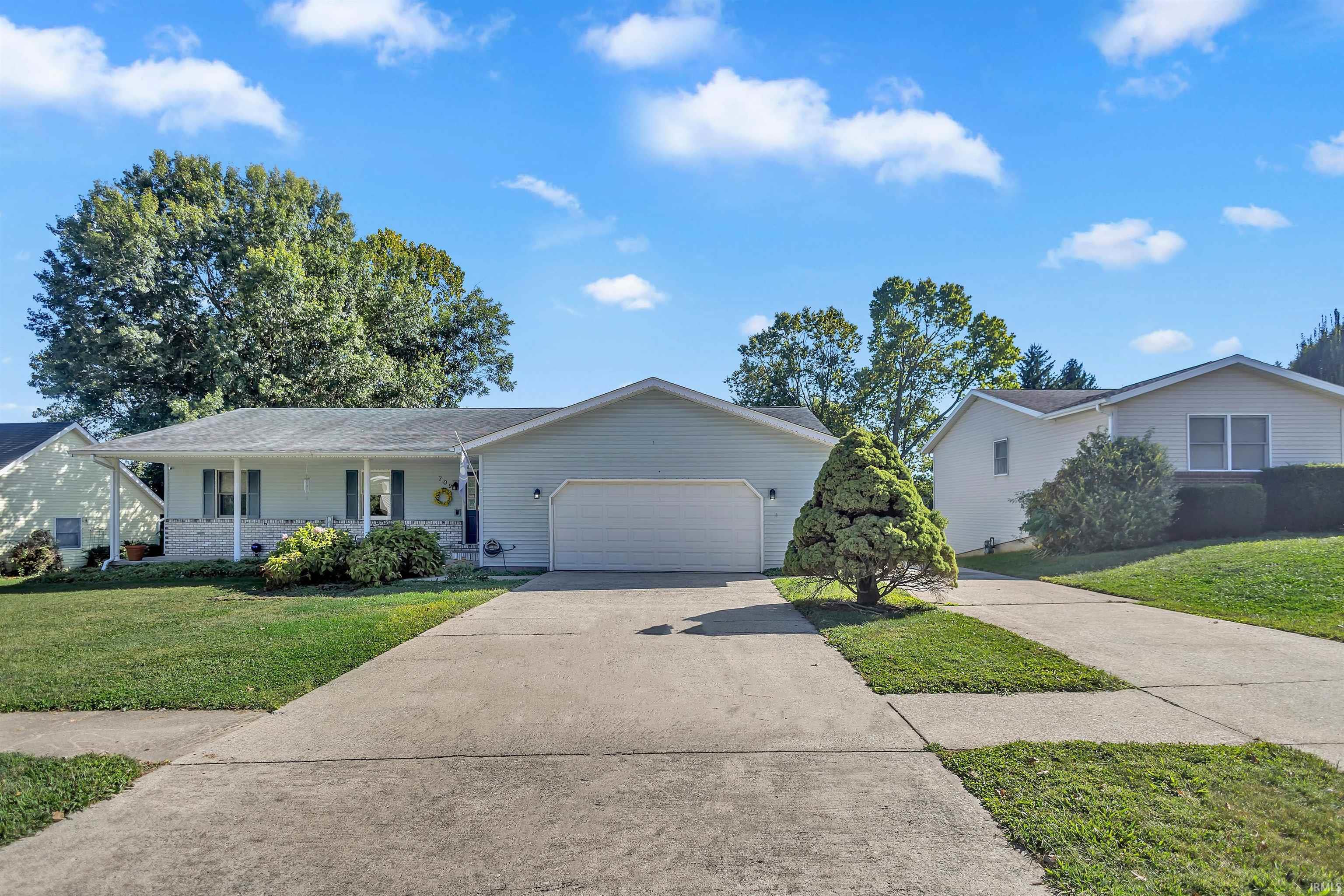 709 W Hedgewood Drive Bloomington IN 47403