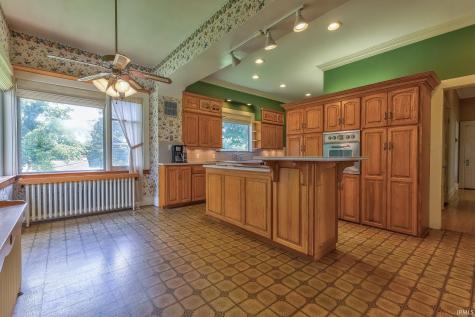 5206 Lincoln Avenue Evansville IN 47715