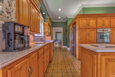 5206 Lincoln Avenue Evansville IN 47715