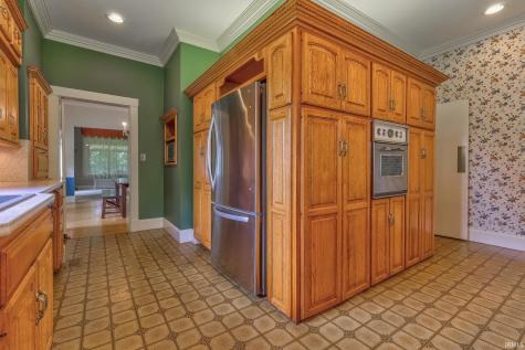 5206 Lincoln Avenue Evansville IN 47715