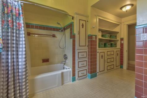 5206 Lincoln Avenue Evansville IN 47715