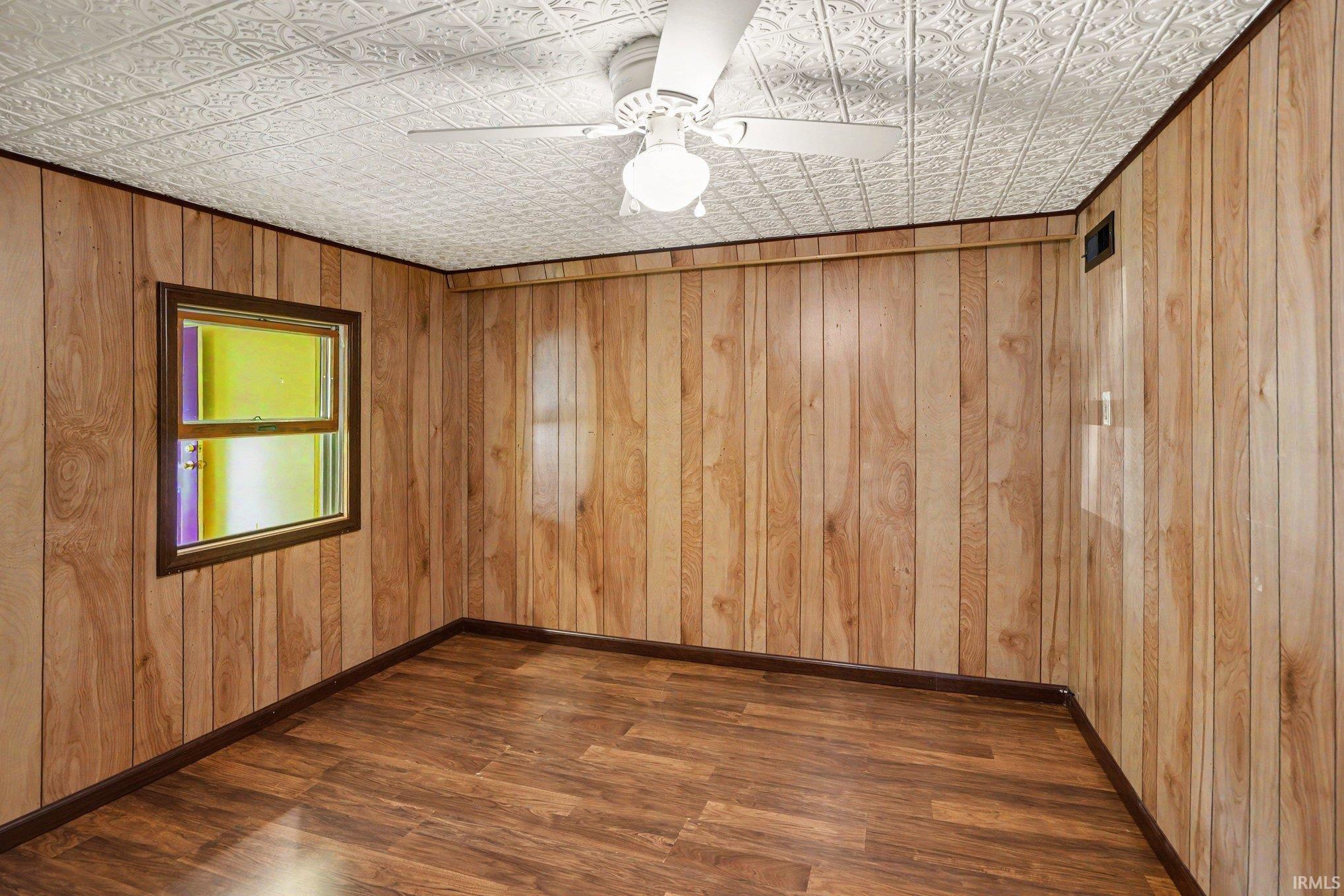 57148 Greenlawn Ave Avenue Osceola IN 46561