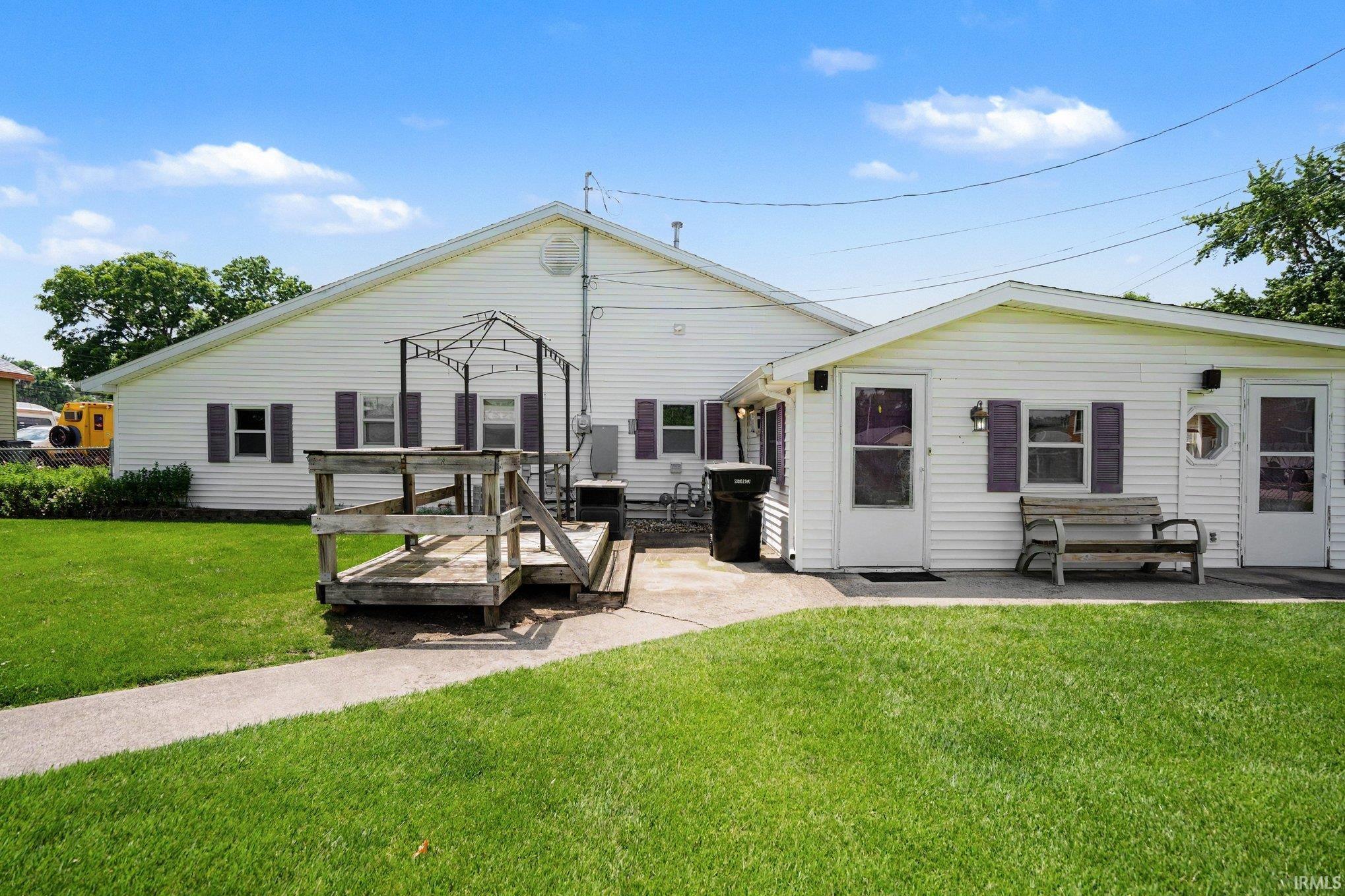 57148 Greenlawn Ave Avenue Osceola IN 46561
