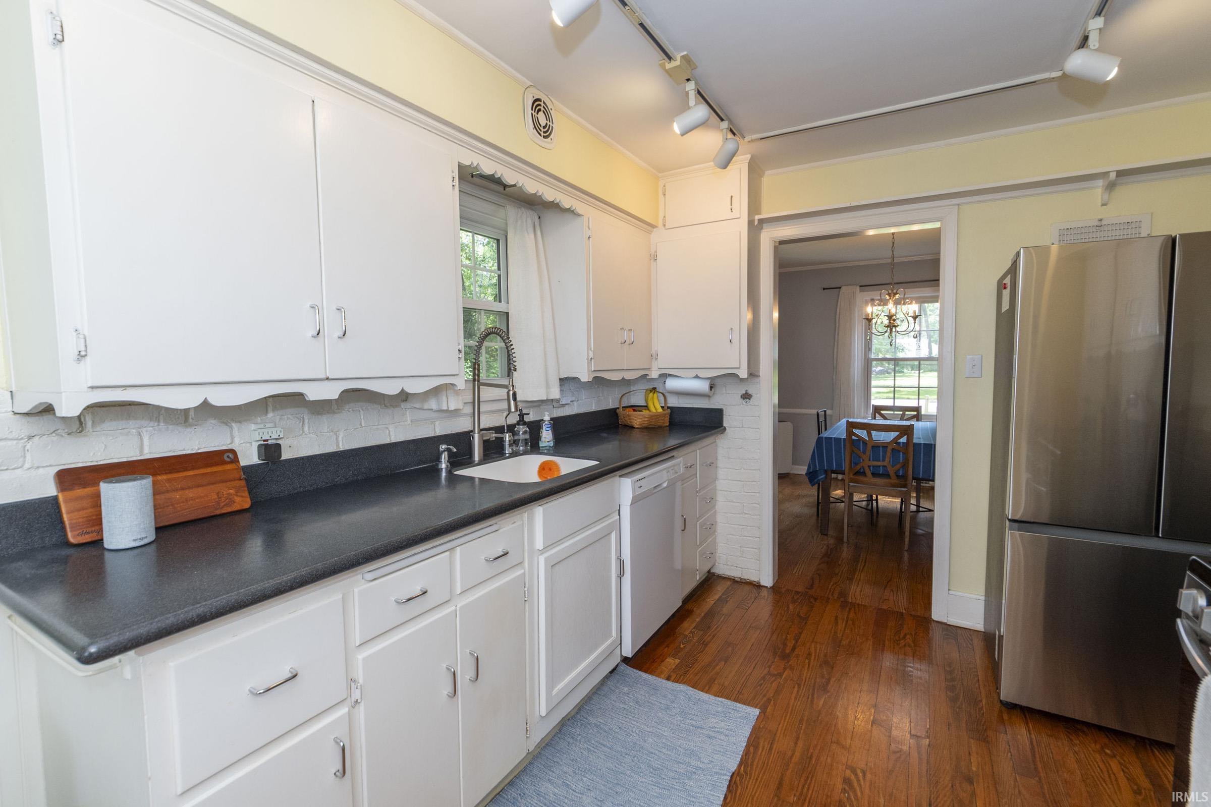 324 Bercliff Drive South Bend IN 46615