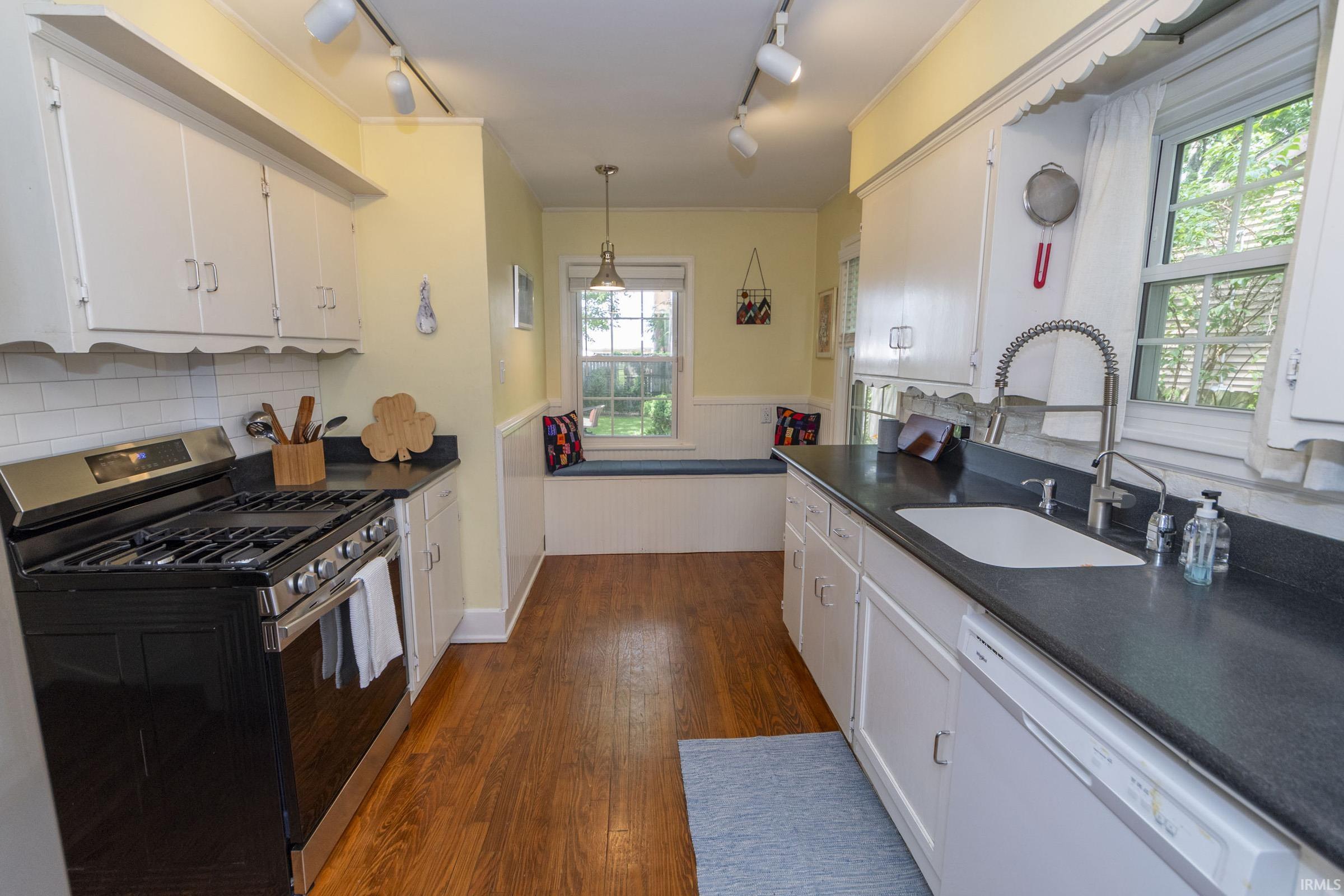 324 Bercliff Drive South Bend IN 46615