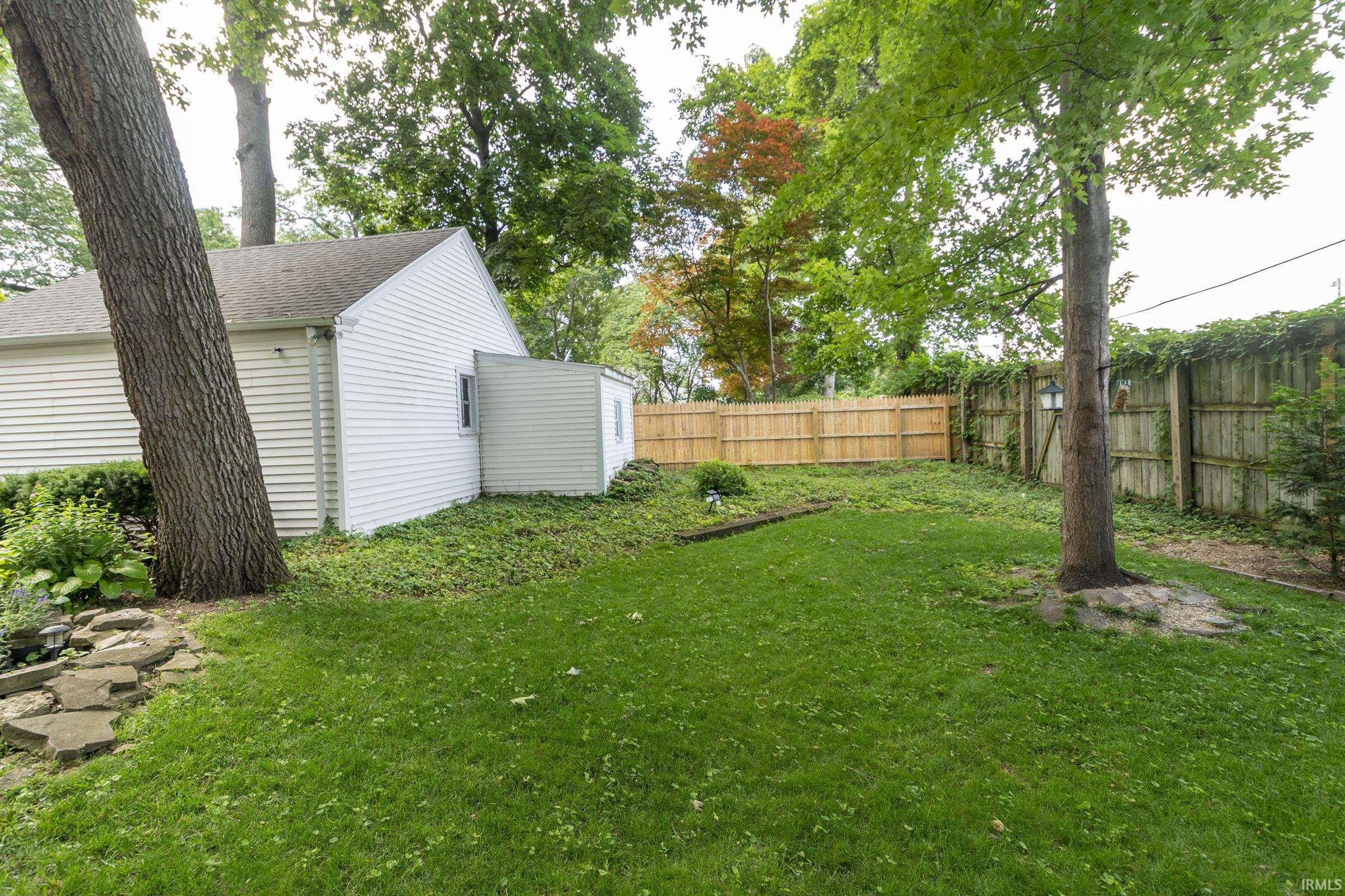 324 Bercliff Drive South Bend IN 46615