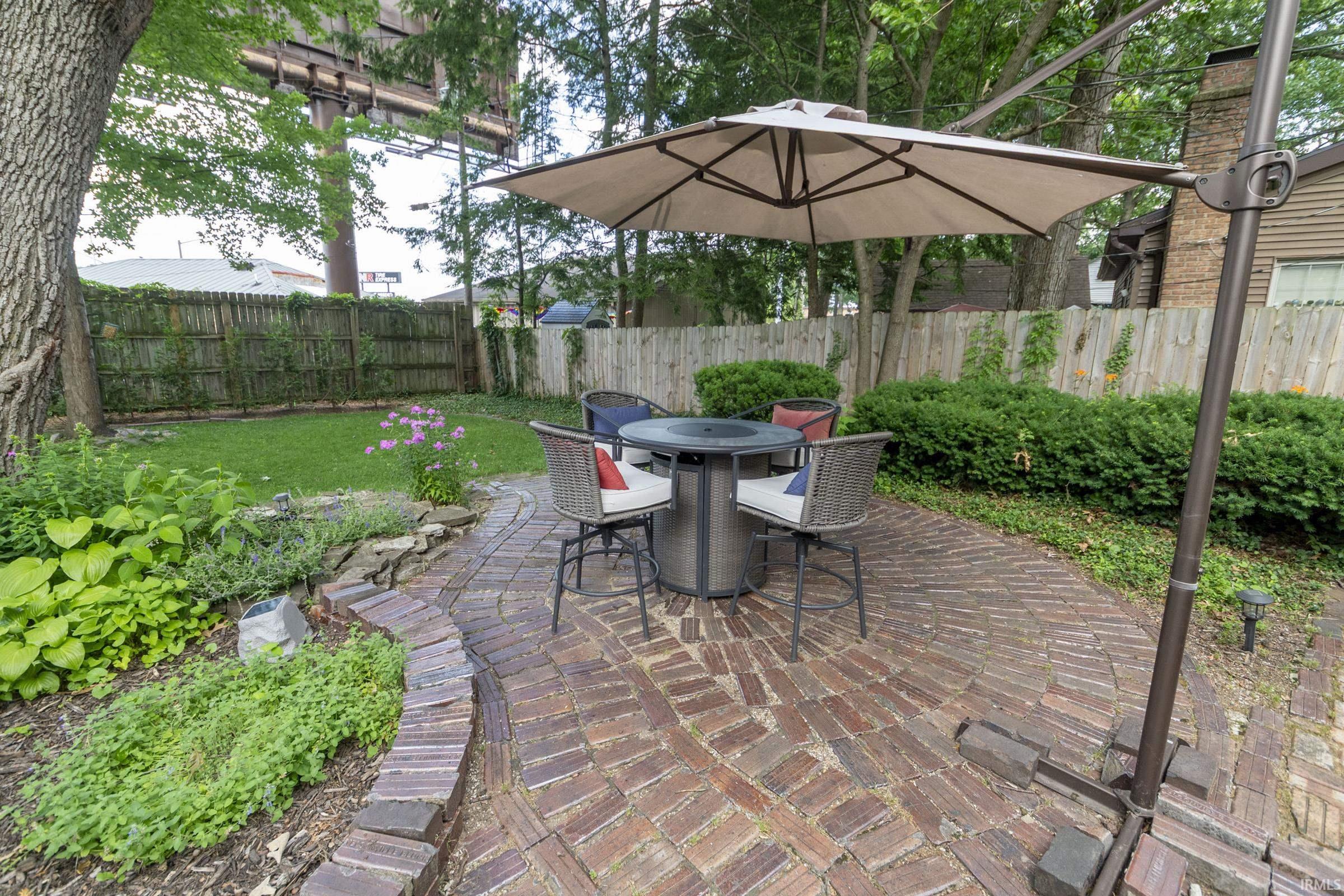 324 Bercliff Drive South Bend IN 46615