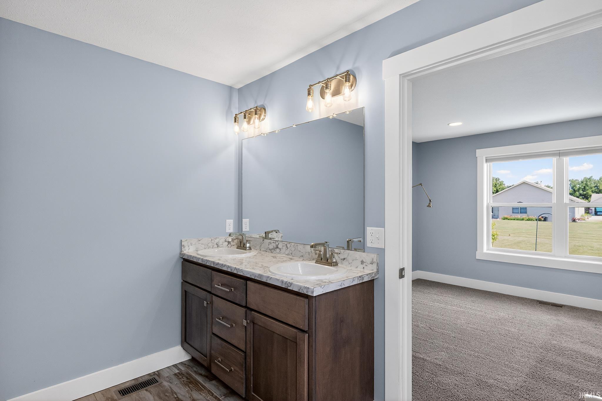 1633 Clover Creek Lane Goshen IN 46526