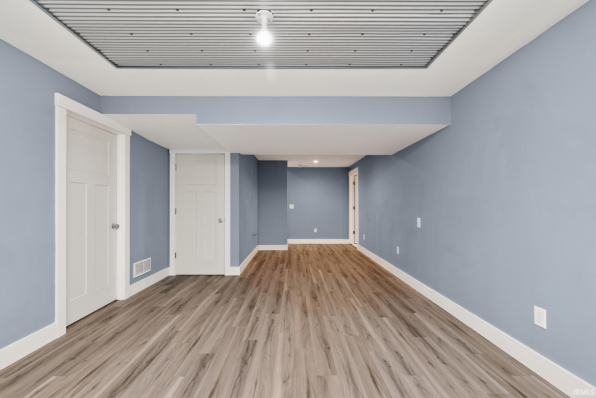 1633 Clover Creek Lane Goshen IN 46526