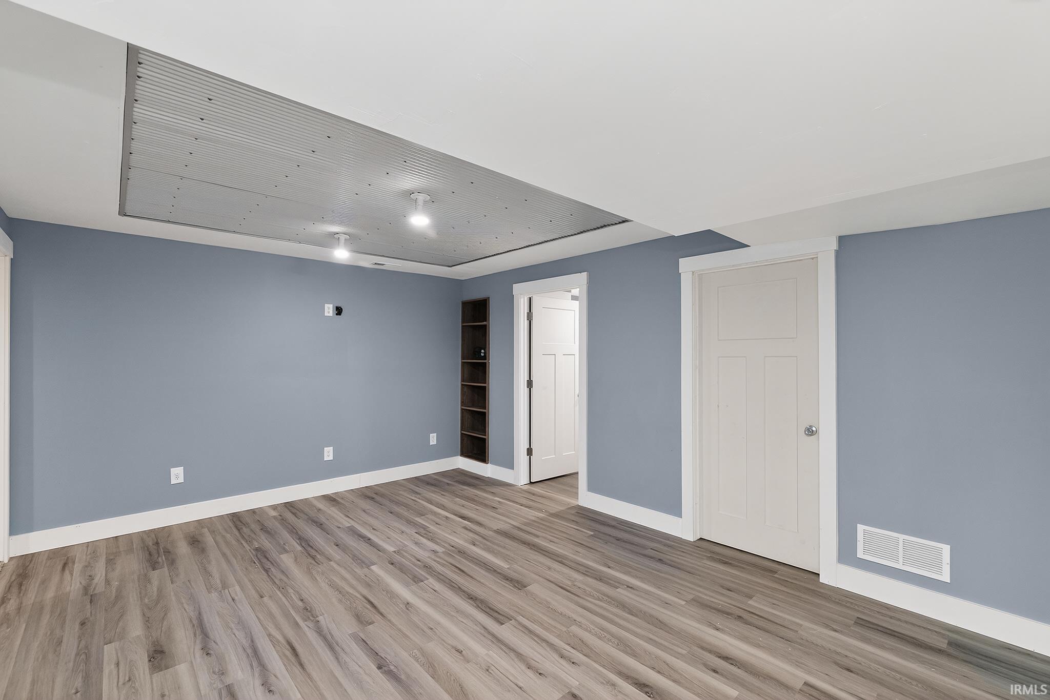 1633 Clover Creek Lane Goshen IN 46526