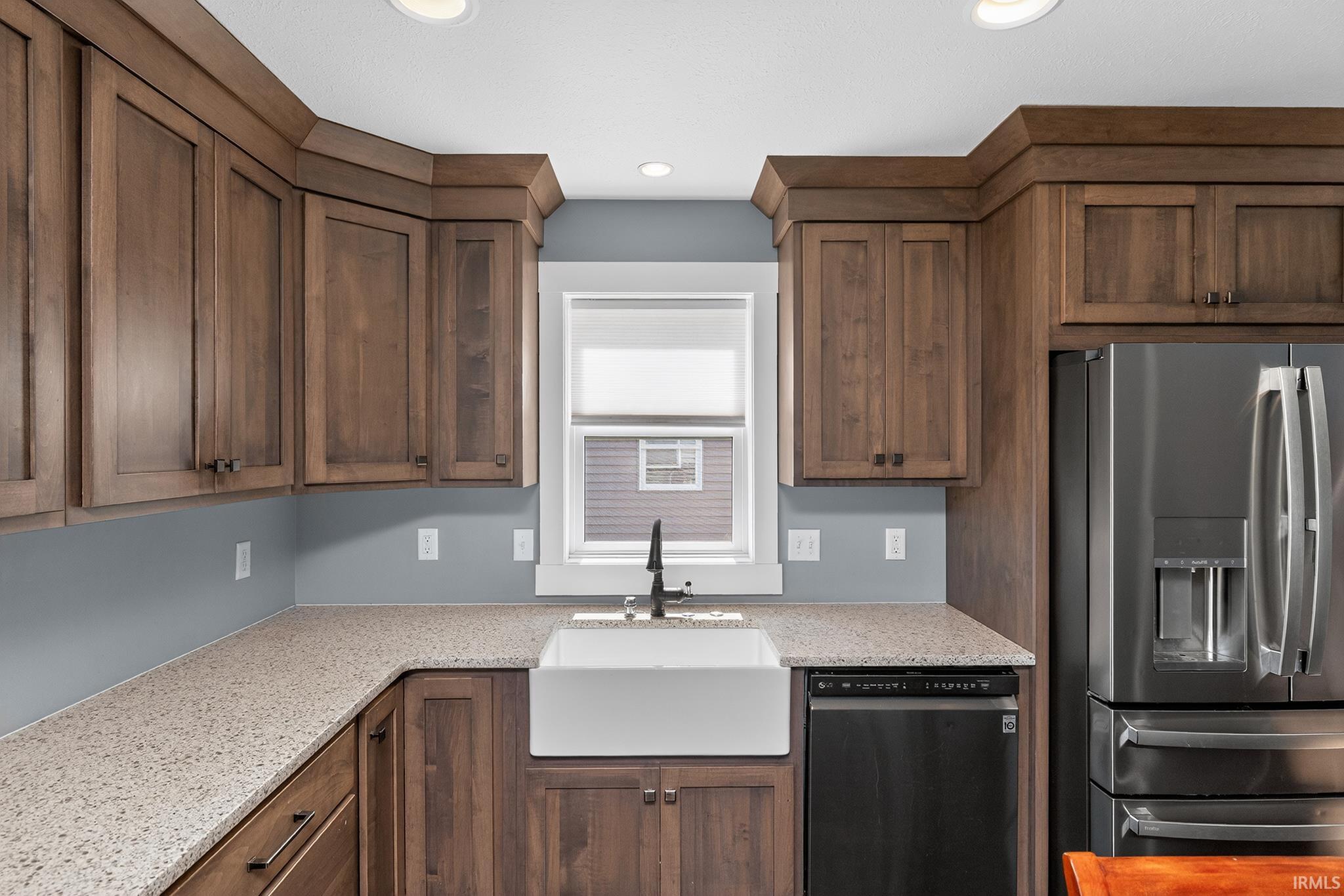 1633 Clover Creek Lane Goshen IN 46526