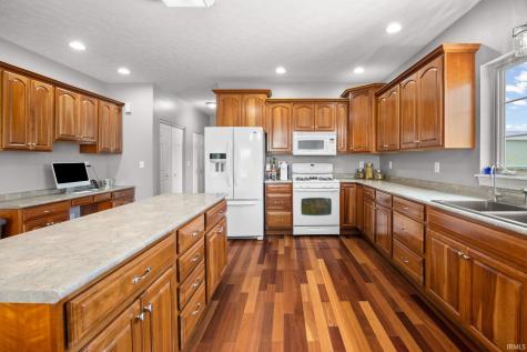 676 E 700 S Lafayette IN 47909
