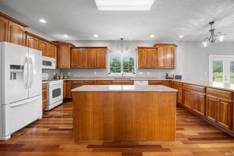 676 E 700 S Lafayette IN 47909