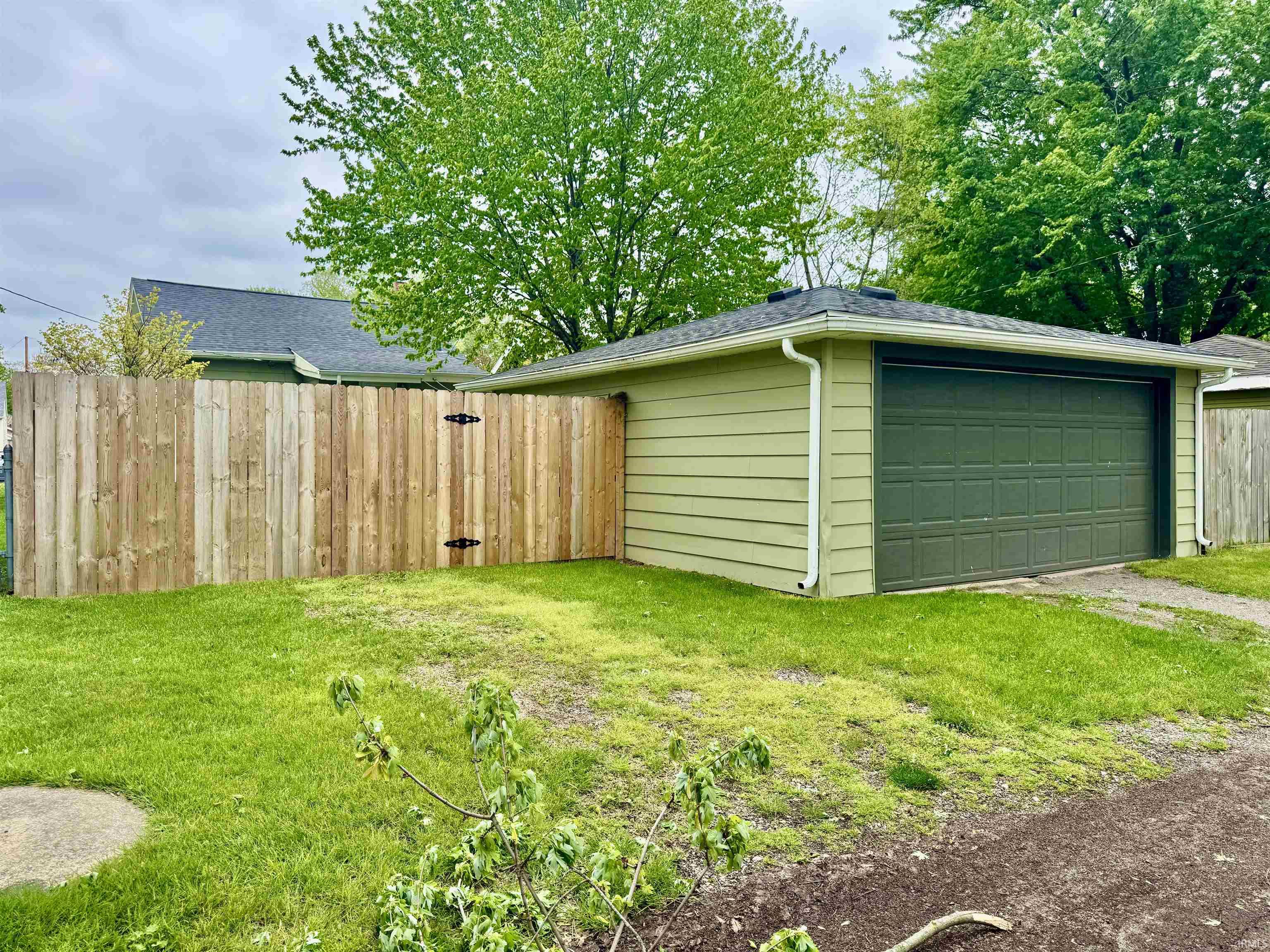 509 S 32nd Street South Bend IN 46615