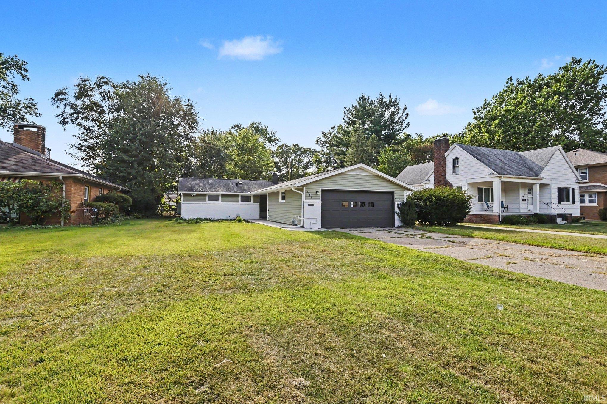 1741 Kessler Boulevard South Bend IN 46616