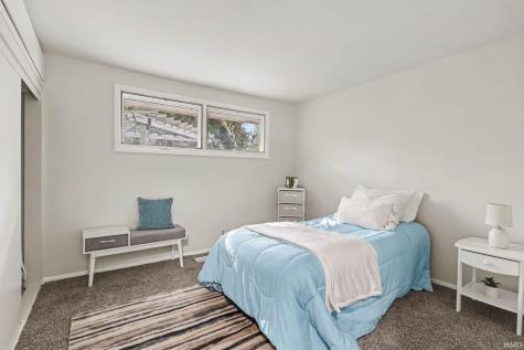 1741 Kessler Boulevard South Bend IN 46616