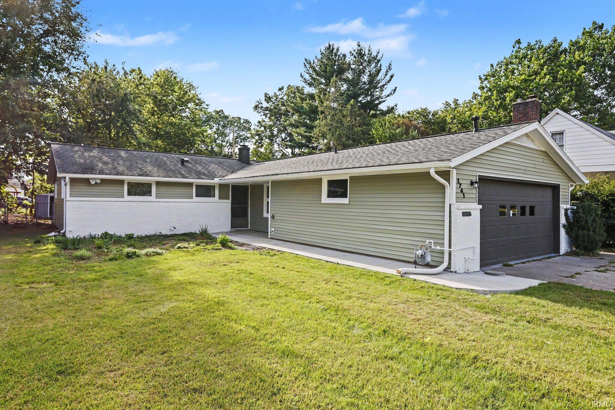 1741 Kessler Boulevard South Bend IN 46616