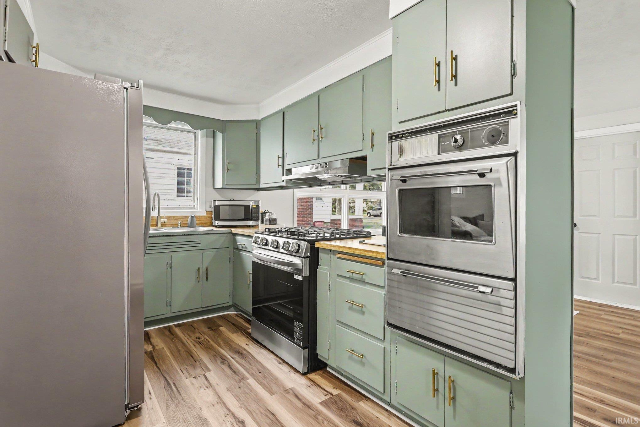 1741 Kessler Boulevard South Bend IN 46616