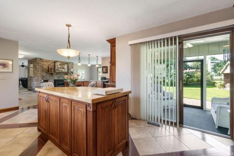 23590 Cedar Knoll Circle Elkhart IN 46516