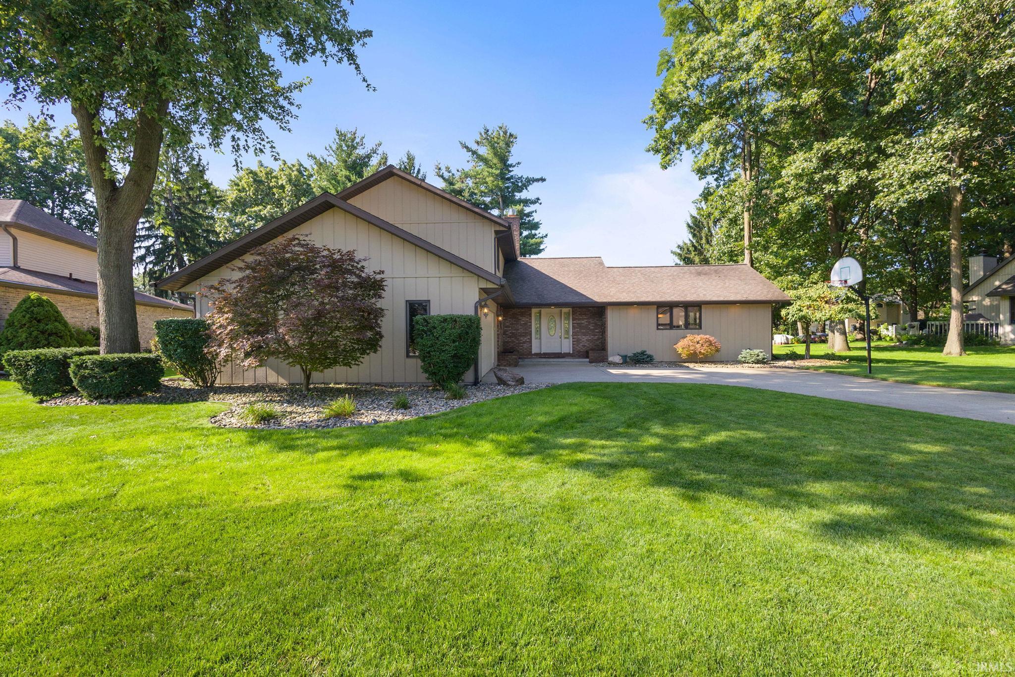 23590 Cedar Knoll Circle Elkhart IN 46516