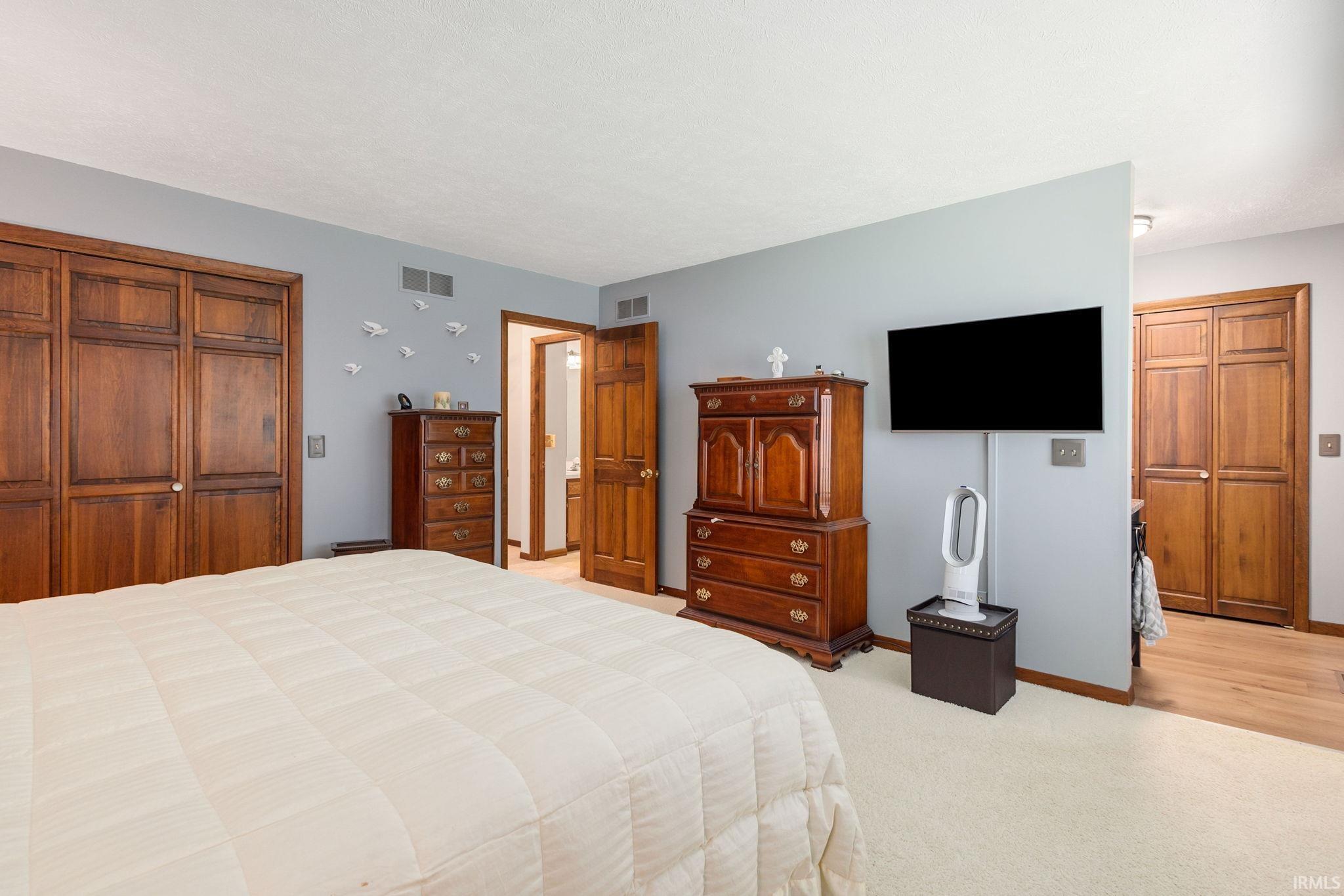 23590 Cedar Knoll Circle Elkhart IN 46516