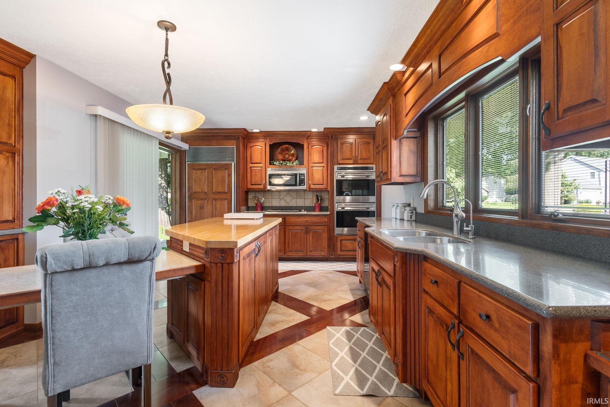 23590 Cedar Knoll Circle Elkhart IN 46516