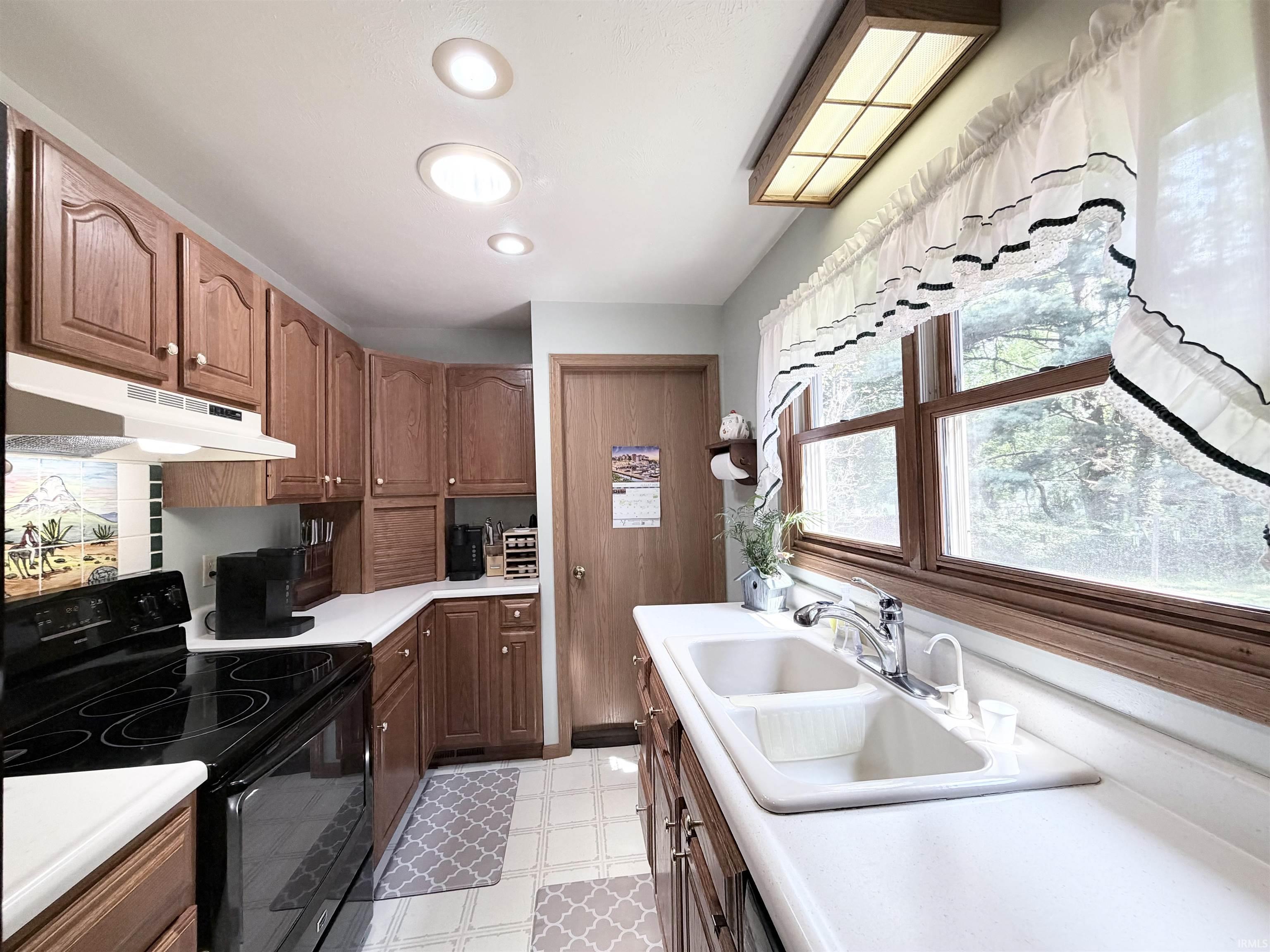 617 W Cedar Street North Liberty IN 46554